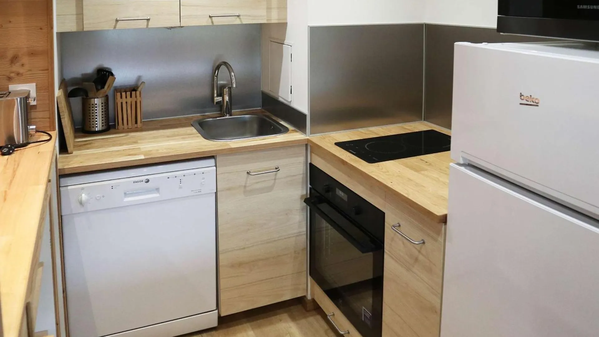 Lägenhet Appartement Ski-In/Ski-Out 6 Pers, Balcon, Proche Jardin D'Enfants - Fr-1-322-204 Les Orres Frankrike